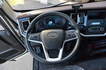 ����˧��ES9 4.18�׵��Ŵ��綯��ʽ�Ῠ ����ʱ��140.41kWhͼƬ