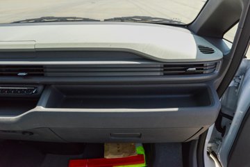 Զ������F3E 2025���ǻ۰� 3.79�׵��Ŵ��綯����΢�� ����65kWhͼƬ