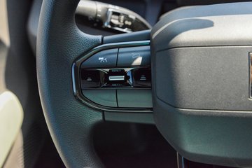Զ������F3E 2025���ǻ۰� 3.79�׵��Ŵ��綯����΢�� ����65kWhͼƬ