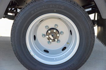 Զ������F3E 2025���ǻ۰� 3.79�׵��Ŵ��綯����΢�� ����65kWhͼƬ