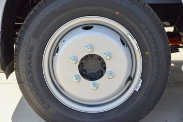 Զ������F3E 2025���ǻ۰� 3.79�׵��Ŵ��綯����΢�� ����65kWhͼƬ
