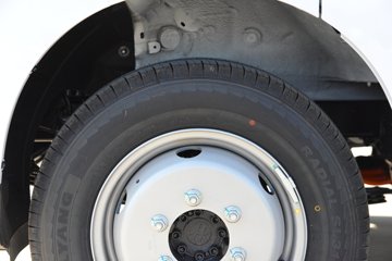 Զ������F3E 2025���ǻ۰� 3.79�׵��Ŵ��綯����΢�� ����65kWhͼƬ