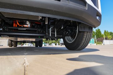 Զ������F3E 2025���ǻ۰� 3.79�׵��Ŵ��綯����΢�� ����65kWhͼƬ