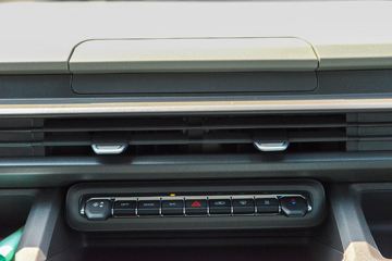 Զ�� ȫ������V7E 2025�� ����� 2�� ���綯��ջ��� ��о51.4kWhͼƬ