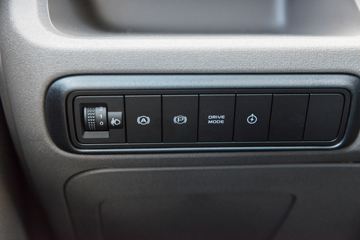 Զ�� ȫ������V7E 2025�� ����� 2�� ���綯��ջ��� ��о51.4kWhͼƬ
