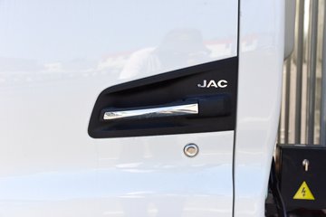 ����˧��EV5 4.15�׵��Ŵ��綯��դʽ�Ῠ ����ʱ��100.07kWhͼƬ