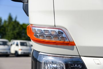 ����˧��EV5 4.15�׵��Ŵ��綯��դʽ�Ῠ ����ʱ��100.07kWhͼƬ