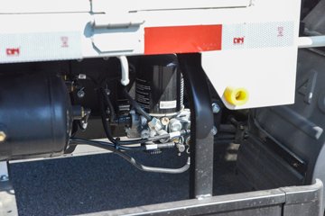 ����˧��EV5 4.15�׵��Ŵ��綯��դʽ�Ῠ ����ʱ��100.07kWhͼƬ