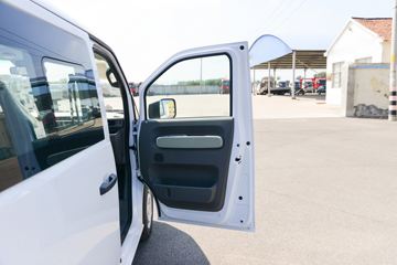 Զ�� ȫ������V7E���ܰ� 2025�� ����� 5/6/7/9�����綯��� ����ʱ��50.2kWhͼƬ