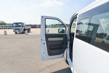 Զ�� ȫ������V7E���ܰ� 2025�� ����� 5/6/7/9�����綯��� ����ʱ��50.2kWhͼƬ