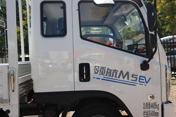 ʱ���캽M5 3.82���Ű봿�綯�����Ῠ ����ʱ��100.96kWhͼƬ