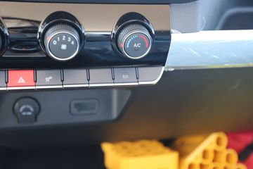 ʱ���캽M5 3.82���Ű봿�綯�����Ῠ ����ʱ��100.96kWhͼƬ