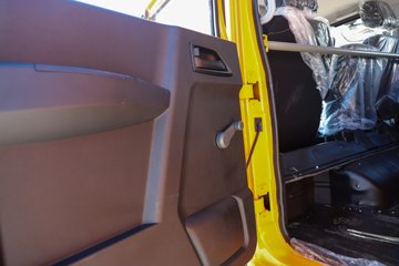 ʱ���캽M5 2.5L���� 150���� ������5�� 3.1��˫�������ῨͼƬ