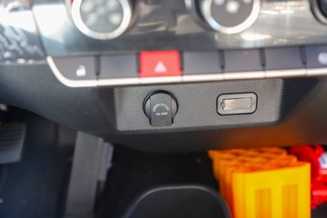 ʱ���캽M5 2.5L���� 150���� ������5�� 3.1��˫�������ῨͼƬ