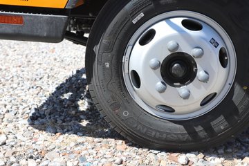 ʱ���캽M5 2.5L���� 150���� ������5�� 3.1��˫�������ῨͼƬ