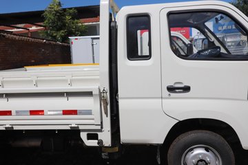 ��������M2 �ܶ��� 2.0L 144���� ���� 3.3���Ű�����΢��ͼƬ