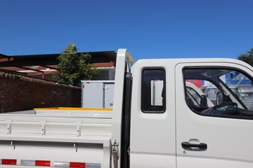 ��������M2 �ܶ��� 2.0L 144���� ���� 3.3���Ű�����΢��ͼƬ