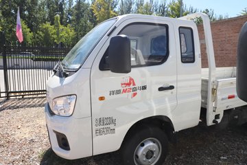 ��������M2 �ܶ��� 2.0L 144���� ���� 3.3���Ű�����΢��ͼƬ