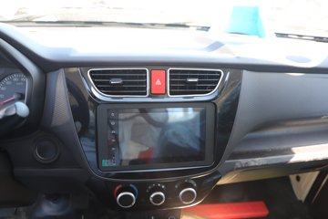 ��������M2 �ܶ��� 2.0L 144���� ���� 3.3���Ű�����΢��ͼƬ