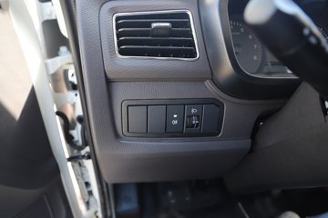 ��������M2 �ܶ��� 2.0L 144���� ���� 3.3���Ű�����΢��ͼƬ