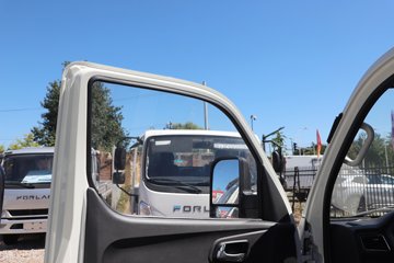 ��������M2 �ܶ��� 2.0L 144���� ���� 3.3���Ű�����΢��ͼƬ