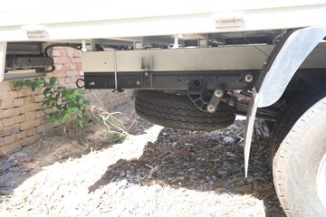 ��������M2 �ܶ��� 2.0L 144���� ���� 3.3���Ű�����΢��ͼƬ