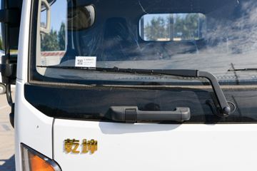 ����Ǭ��K6 2.5L���� 185���� ��ʿ��8�� ���� ��ɲ 3.825���Ű������ῨͼƬ