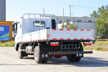����Ǭ��K6 2.5L���� 185���� ��ʿ��8�� ���� ��ɲ 3.825���Ű������ῨͼƬ