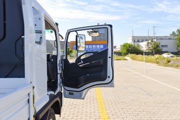 ����Ǭ��K6 2.5L���� 185���� ��ʿ��8�� ���� ��ɲ 3.825���Ű������ῨͼƬ
