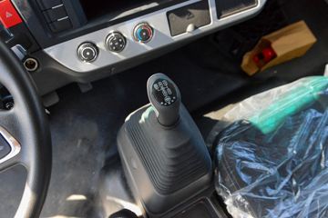 ����Ǭ��K6 2.5L���� 185���� ��ʿ��8�� ���� ��ɲ 3.825���Ű������ῨͼƬ