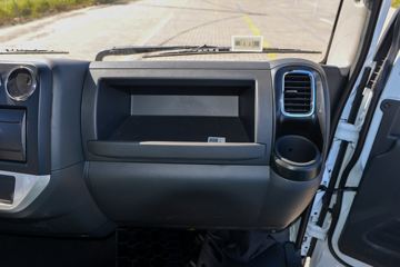 ����Ǭ��K6 2.5L���� 185���� ��ʿ��8�� ���� ��ɲ 3.825���Ű������ῨͼƬ