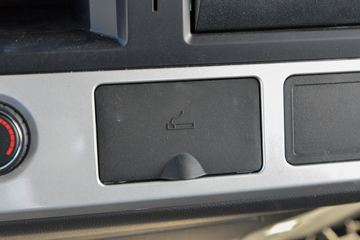 ����Ǭ��K6 2.5L���� 185���� ��ʿ��8�� ���� ��ɲ 3.825���Ű������ῨͼƬ