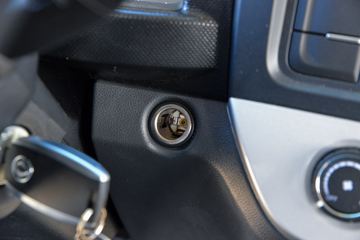����Ǭ��K6 2.5L���� 185���� ��ʿ��8�� ���� ��ɲ 3.825���Ű������ῨͼƬ