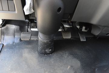 ����Ǭ��K6 2.5L���� 185���� ��ʿ��8�� ���� ��ɲ 3.825���Ű������ῨͼƬ