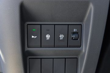 ����Ǭ��K6 2.5L���� 185���� ��ʿ��8�� ���� ��ɲ 3.825���Ű������ῨͼƬ