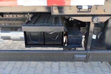 ����Ǭ��K6 2.5L���� 185���� ��ʿ��8�� ���� ��ɲ 3.825���Ű������ῨͼƬ