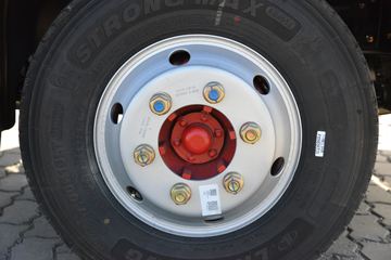 ����Ǭ��K6 2.5L���� 185���� ��ʿ��8�� ���� ��ɲ 3.825���Ű������ῨͼƬ