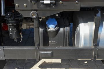 ����Ǭ��K6 2.5L���� 185���� ��ʿ��8�� ���� ��ɲ 3.825���Ű������ῨͼƬ