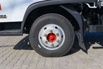 ����Ǭ��K6 2.5L���� 185���� ��ʿ��8�� ���� ��ɲ 3.825���Ű������ῨͼƬ