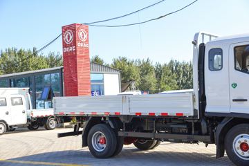 ����Ǭ��K6 2.5L���� 185���� ��ʿ��8�� ���� ��ɲ 3.825���Ű������ῨͼƬ