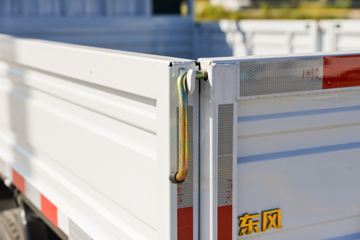 ����Ǭ��K6 2.5L���� 185���� ��ʿ��8�� ���� ��ɲ 3.825���Ű������ῨͼƬ