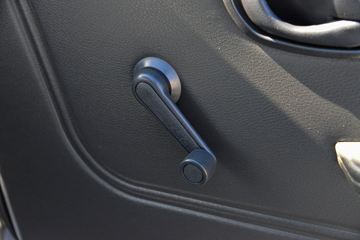 ����;��T3Q 1.2L���� 91���� 2.5��˫������΢��(��̥)ͼƬ