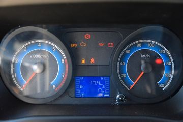 ����;��T3Q 1.2L���� 91���� 2.5��˫������΢��(��̥)ͼƬ