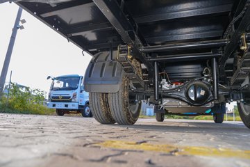 ����;��T9E Һɲ 4.005�׵��Ŵ��綯����΢�� ����ʱ��63.75kWhͼƬ