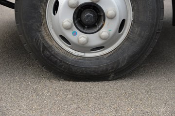 ����˧��S9 2.5L���� 180���� ����6�� 3.85���Ű������ῨͼƬ