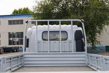 ����˧��S9 2.5L���� 180���� ����6�� 3.85���Ű������ῨͼƬ