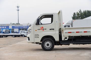 ��������M2 2.3L���� 100���� ������5�� 3.6�׵�������΢��ͼƬ