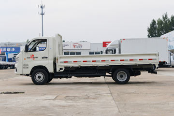 ��������M2 2.3L���� 100���� ������5�� 3.6�׵�������΢��ͼƬ