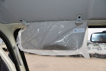 ��������M2 2.3L���� 100���� ������5�� 3.6�׵�������΢��ͼƬ