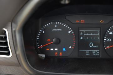 ��������M2 2.3L���� 100���� ������5�� 3.6�׵�������΢��ͼƬ